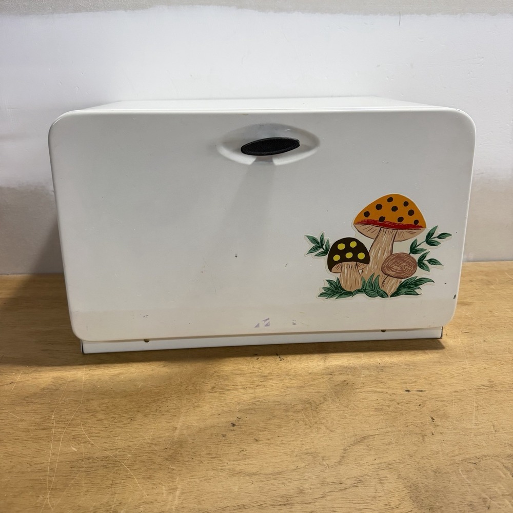 Vintage EKCO Mid Century Merry Mushroom Metal Kitchen Bread Box MCM 70s Cream